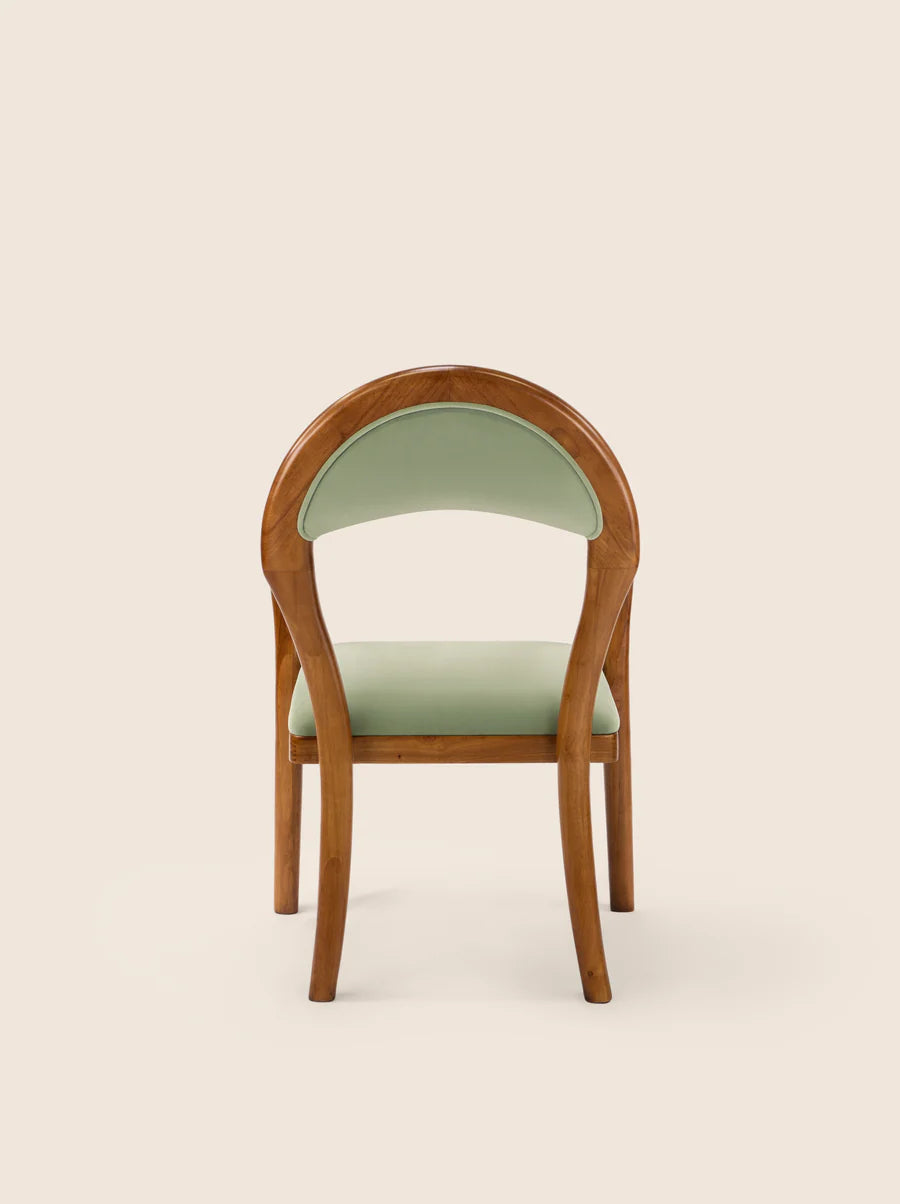The Laurel Chair