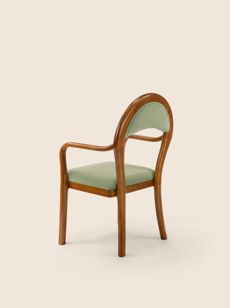 The Laurel Chair